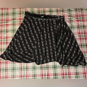 Catherine Women’s Plus Size Skirt Black & White Size 3X 26/28W